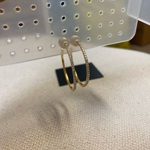 Julie Vos Windsor Hoop medium.